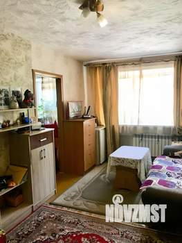 2-к квартира, вторичка, 42м2, 1/5 этаж