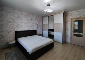 3-к квартира, вторичка, 82м2, 8/9 этаж